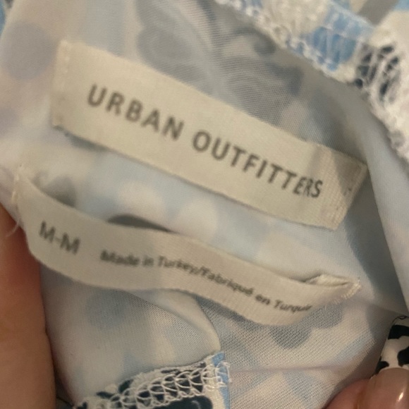 Trendy urban outfitters top - Picture 3 of 3